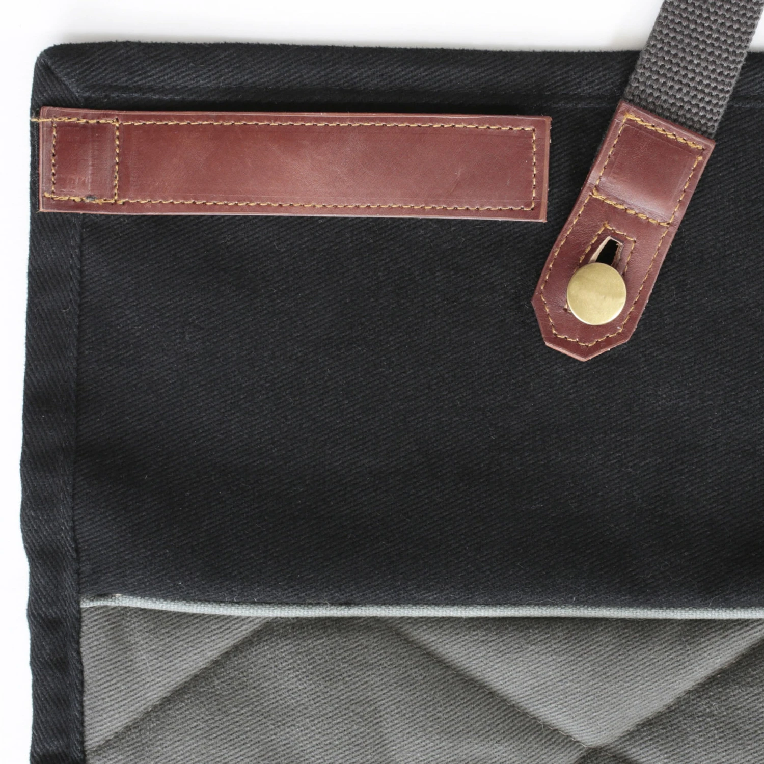 Happy Ride® Quilted Hammock Seat Cover - Black 7 Happy Ride® Quilted Hammock Seat Cover - Black - Image 5